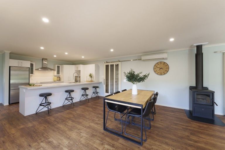 Photo of property in 16 Bottle Lake Drive, Parklands, Christchurch, 8083