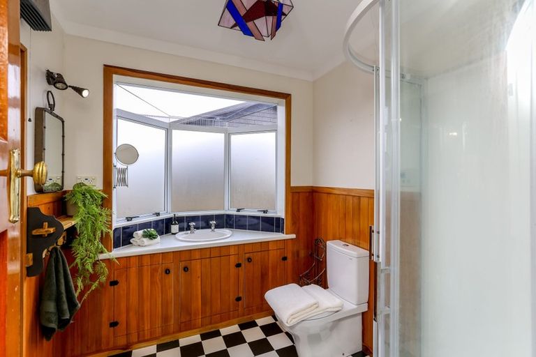 Photo of property in 12 Dorset Avenue, Westown, New Plymouth, 4310