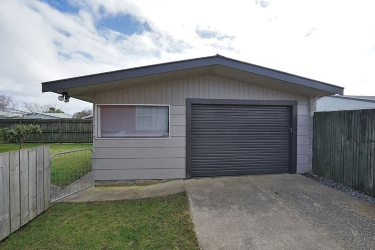 Photo of property in 84 Pohutukawa Drive, Pukete, Hamilton, 3200