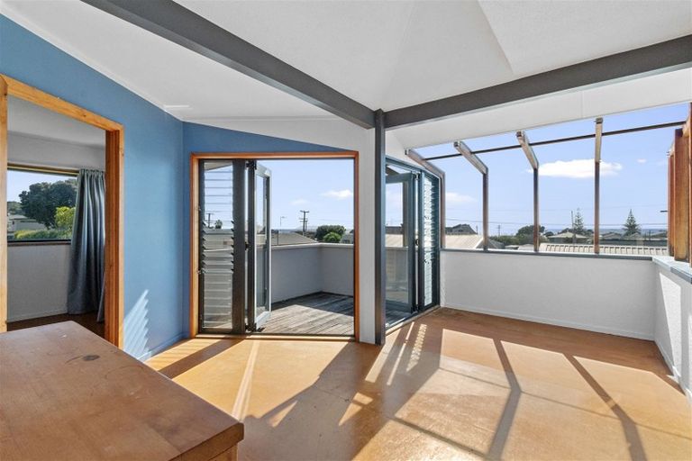 Photo of property in 2 Fyfe Road, Waihi Beach, 3611