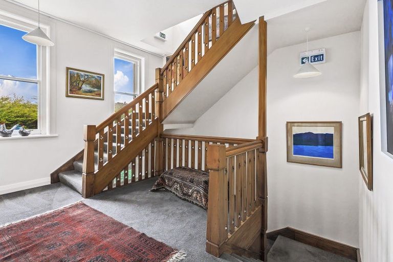 Photo of property in 16b Hadfield Terrace, Kelburn, Wellington, 6012