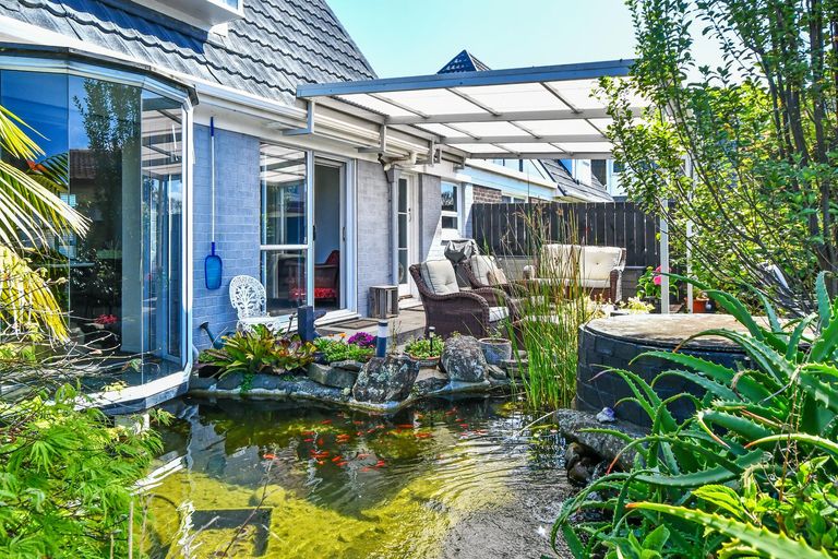 Photo of property in 6 Oakland Avenue, Papatoetoe, Auckland, 2025