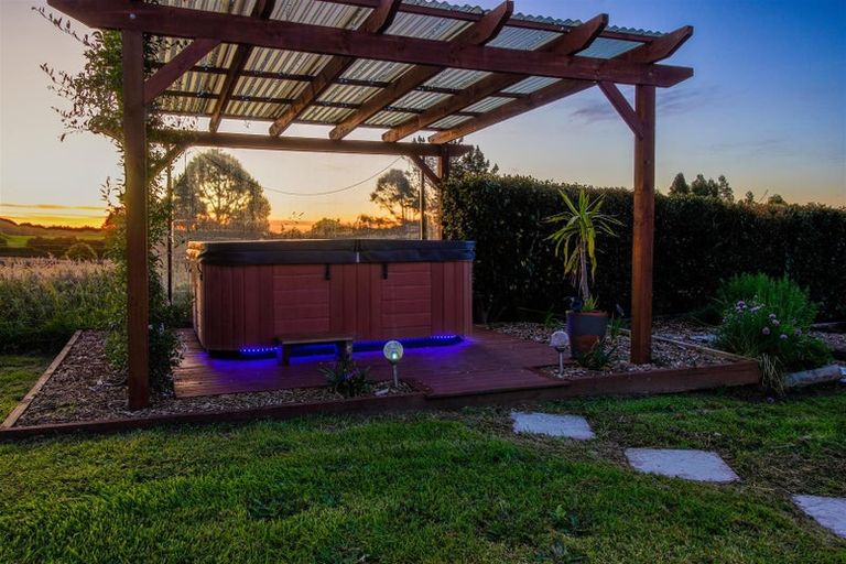 Photo of property in 14 Old State Mill Road, Mamaku, 3020