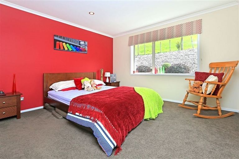 Photo of property in 17 Bob Craig Place, Pukekohe, 2120