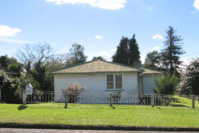 Photo of property in 4 London Terrace, Putaruru, 3411