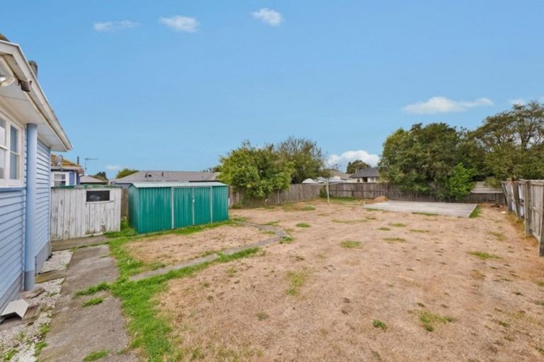 Photo of property in 2/45 Dickson Crescent, Hornby, Christchurch, 8042
