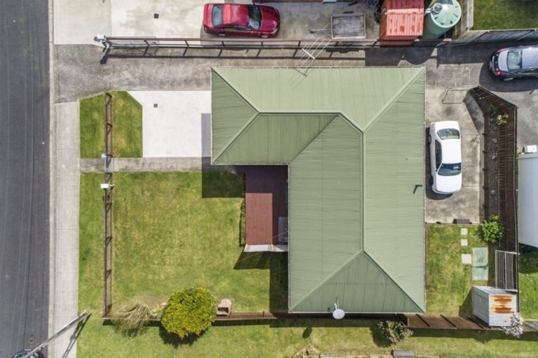 Photo of property in 1/4 Royal Arch Place, Rosehill, Papakura, 2113