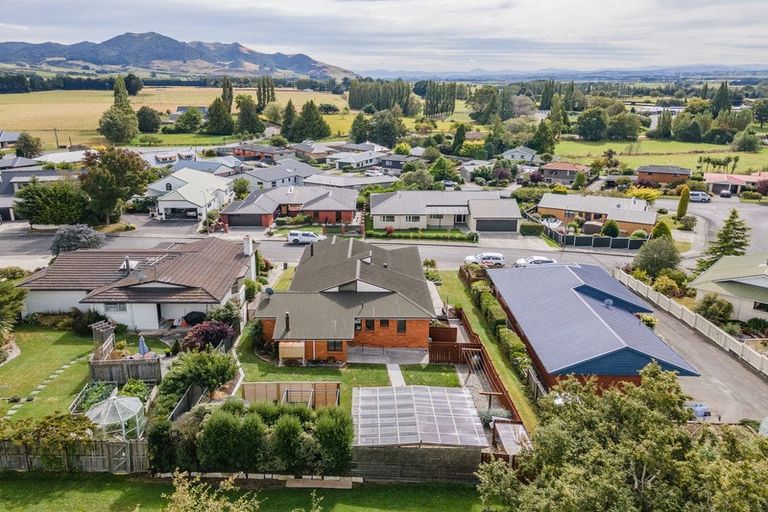 Photo of property in 22 Aotea Crescent, Gore, 9710