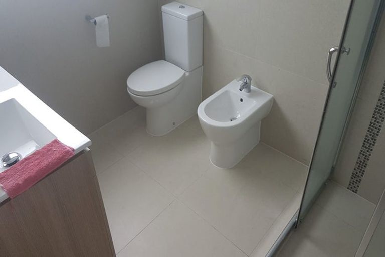 Photo of property in 90 Tiriwa Drive, Massey, Auckland, 0614