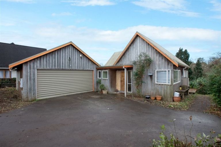 Photo of property in 6 Edgecumbe Street, Whitiora, Hamilton, 3200