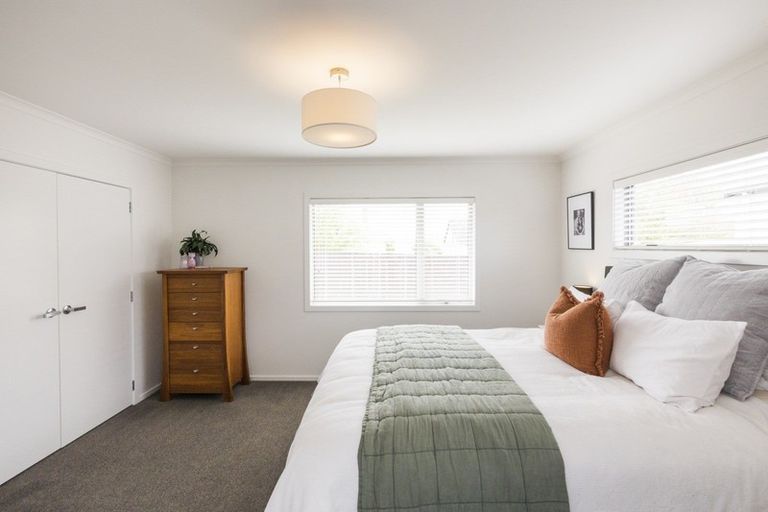 Photo of property in 21 Wescombe Grove, Feilding, 4702
