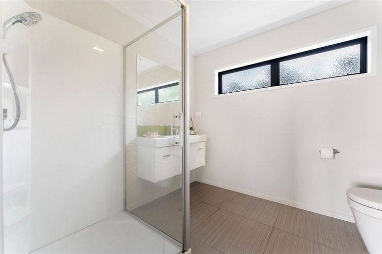 Photo of property in 175a Pinchgut Road, Kaukapakapa, 0873