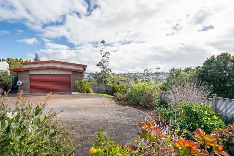 Photo of property in 1/5 Kowhai Road, Mairangi Bay, Auckland, 0630