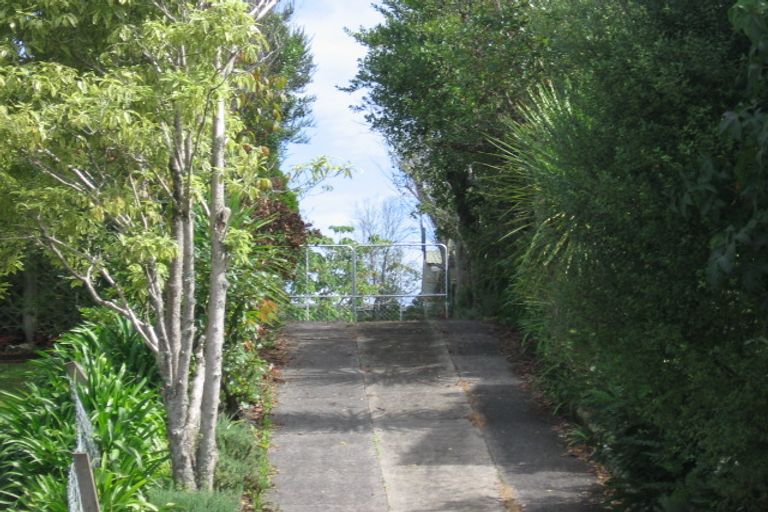 Photo of property in 6 Hilling Street, Titirangi, Auckland, 0604