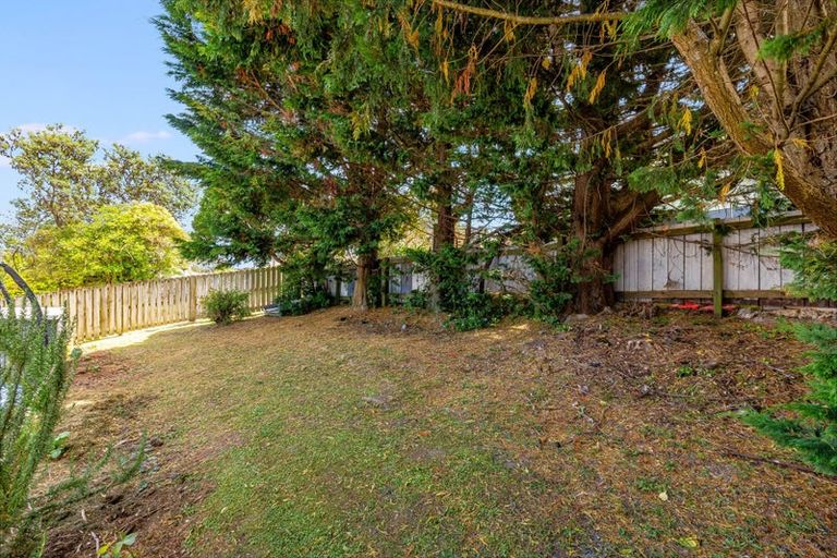 Photo of property in 15 Kalingo Street, Waitangirua, Porirua, 5024