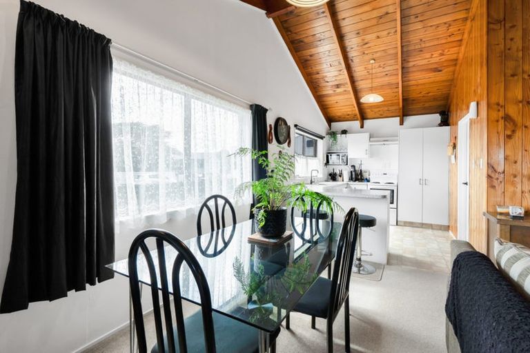 Photo of property in 3 Maralyn Place, Bell Block, New Plymouth, 4312