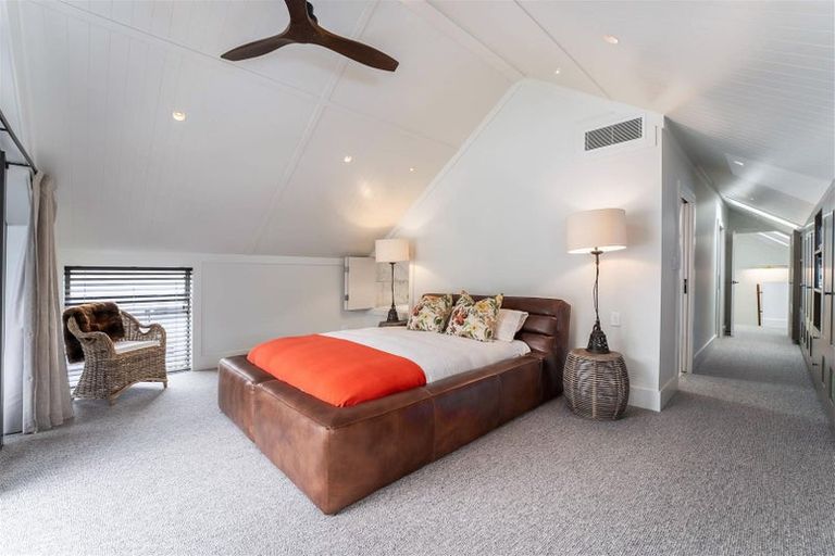 Photo of property in 10 Ida Way, Omaha, 0986