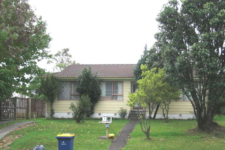 Photo of property in 3 Urlich Drive, Ranui, Auckland, 0612