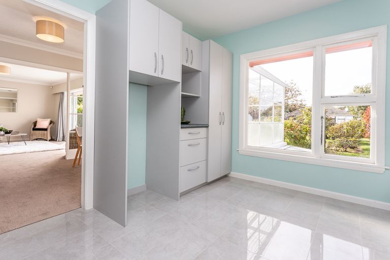 Photo of property in 932 Avonside Drive, Avondale, Christchurch, 8061