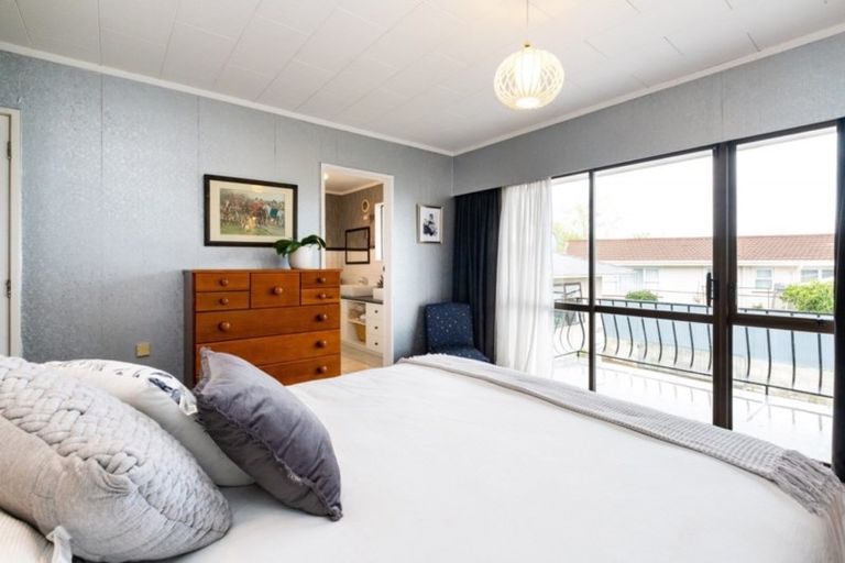 Photo of property in 8 Mckeefry Avenue, Greenmeadows, Napier, 4112