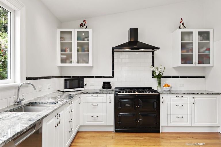 Photo of property in 15 Vallance Street, Kilbirnie, Wellington, 6022