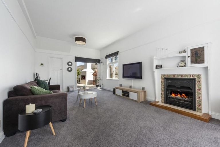 Photo of property in 6 Tawai Street, Trentham, Upper Hutt, 5018