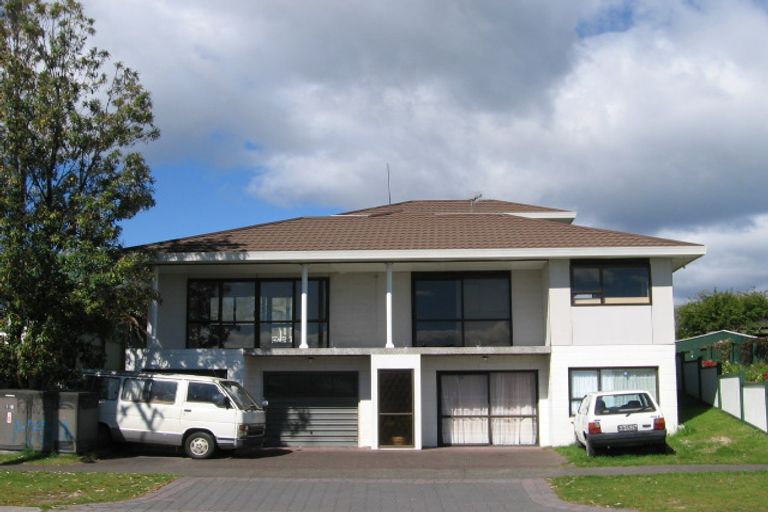 Photo of property in 2/80 Hinemoa Avenue, Taupo, 3330