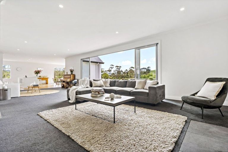 Photo of property in 245 Muriwai Valley Road, Muriwai, Waimauku, 0881