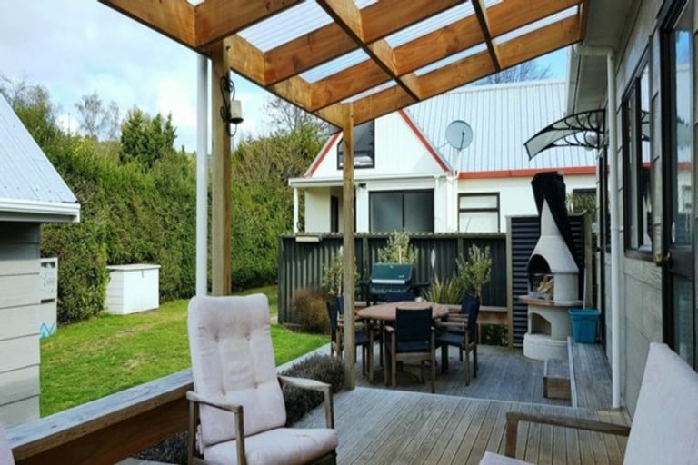 Photo of property in 2/14 Candu Lane, Kinloch, Taupo, 3377