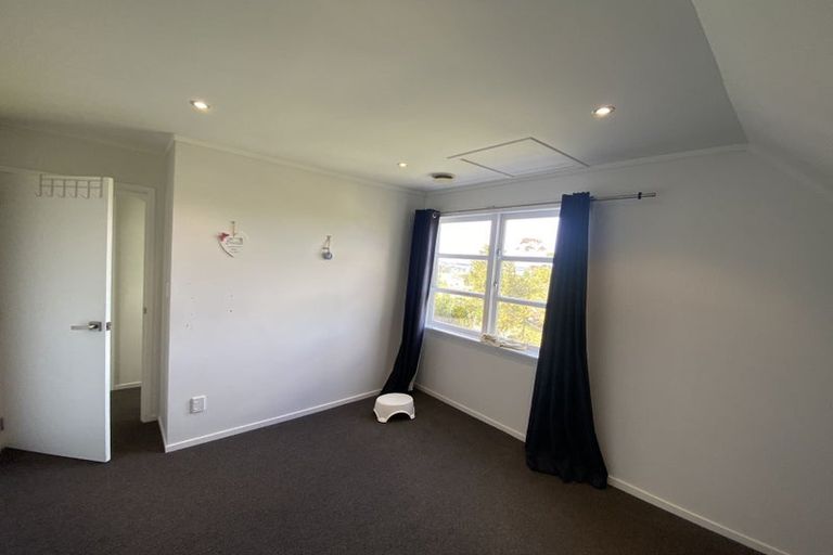 Photo of property in 121 Fairview Avenue, Fairview Heights, Auckland, 0632