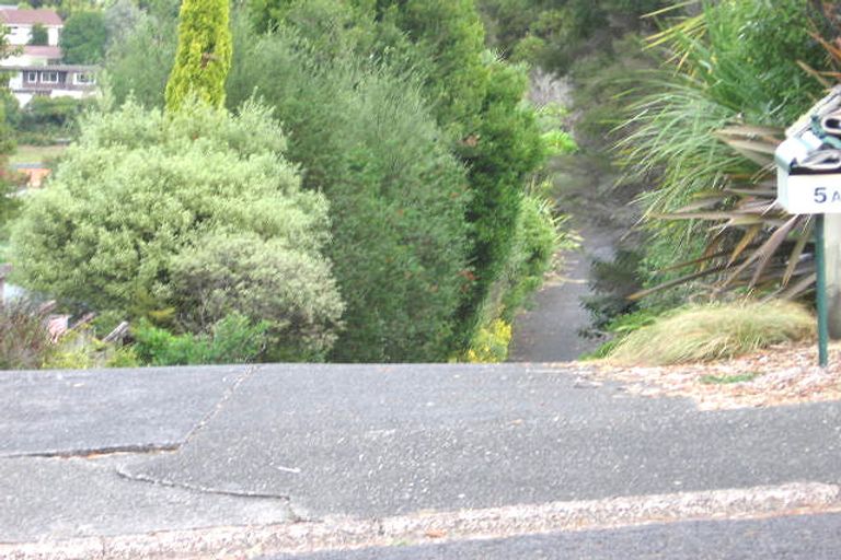 Photo of property in 1/5 Allender Drive, Torbay, Auckland, 0630