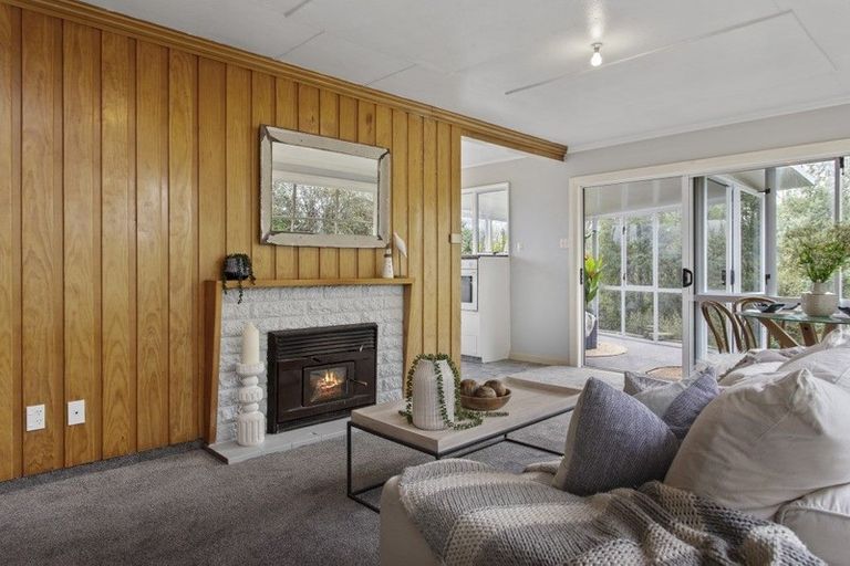 Photo of property in 50 Queens Avenue, Waikuku Beach, 7402