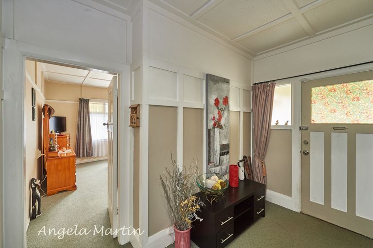 Photo of property in 400 Featherston Street, Palmerston North, 4414