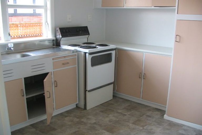 Photo of property in 28-30 Lake Pupuke Drive, Takapuna, Auckland, 0622