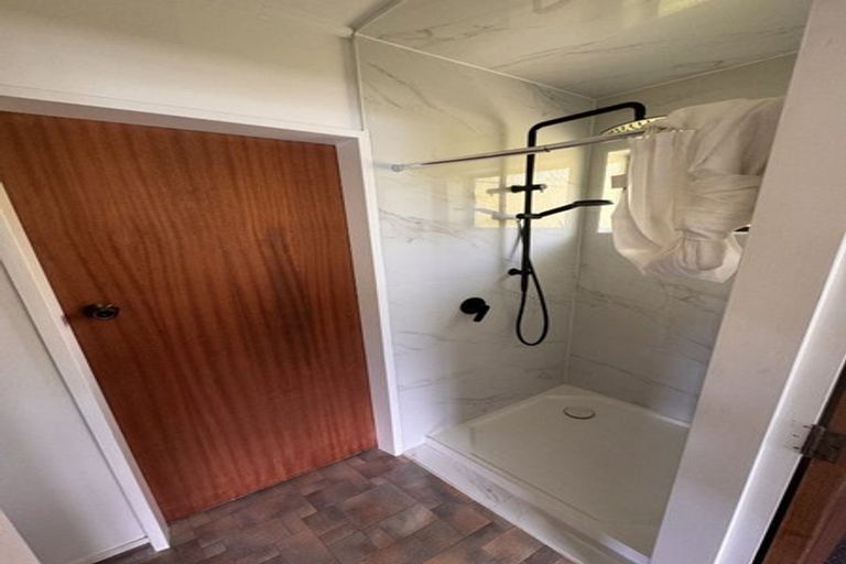 Photo of property in 25 Ngatitoa Street, Tawa, Wellington, 5028