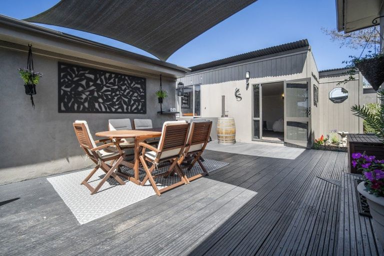 Photo of property in 1021 Pakowhai Road, Frimley, Hastings, 4120