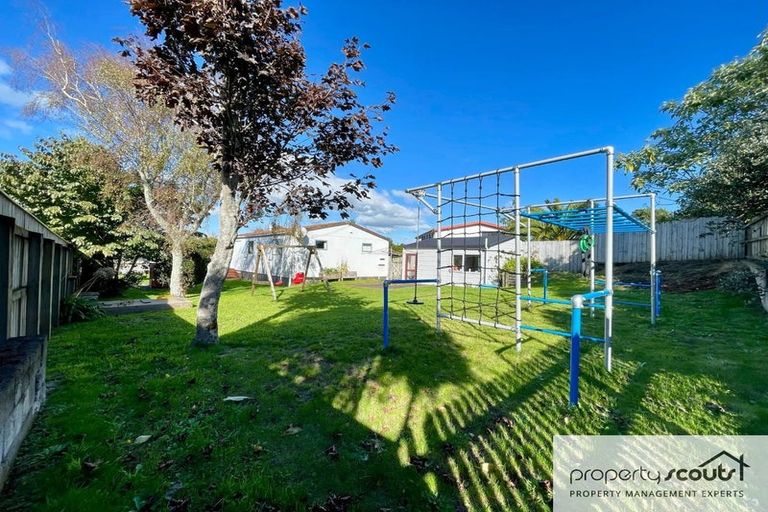 Photo of property in 10 Wicklow Place, Bell Block, New Plymouth, 4312