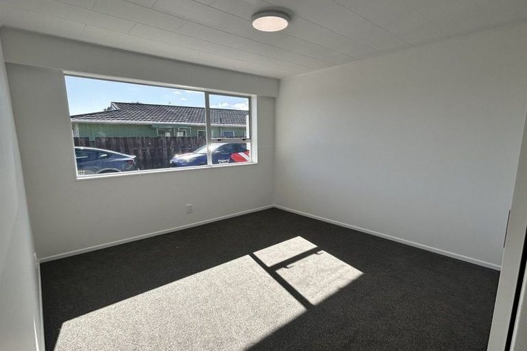 Photo of property in 16 Nola Avenue, Raumati Beach, Paraparaumu, 5032