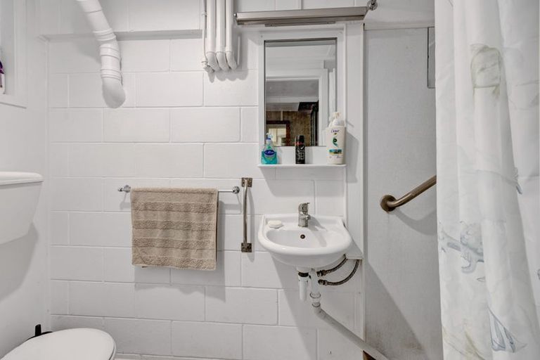 Photo of property in 7 Ponderosa Place, Opunake, 4616