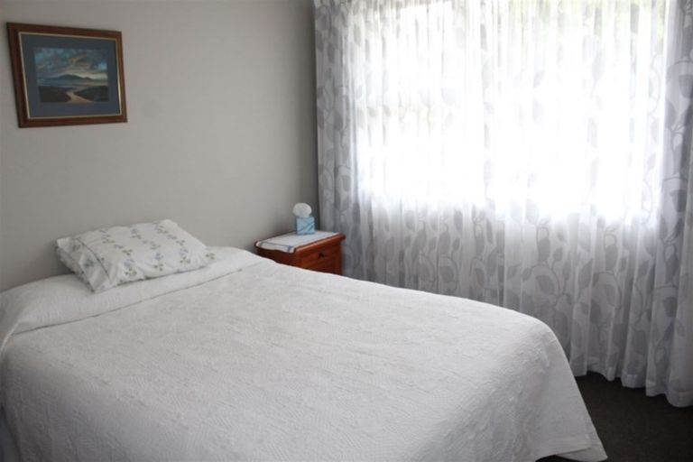 Photo of property in 92 Eglinton Road, Mornington, Dunedin, 9011