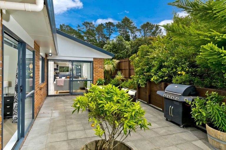 Photo of property in 20 Brookwood Drive, Henderson, Auckland, 0612