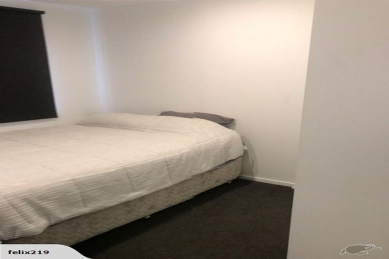 Photo of property in 12 Roberts Street, Tawa, Wellington, 5028