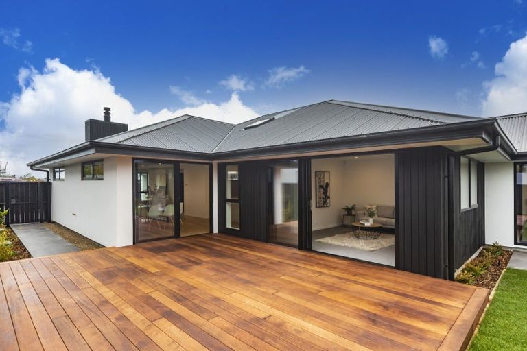 Photo of property in 42 Walter Case Drive, Harewood, Christchurch, 8051