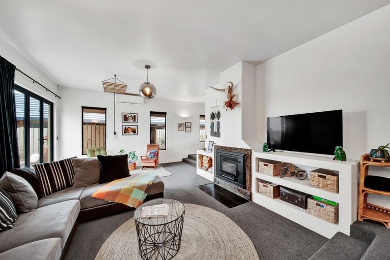 Photo of property in 35 Maire Street, Hawera, 4610