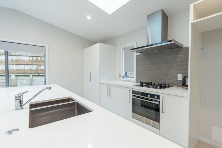 Photo of property in 5a Woodstock Place, Hokowhitu, Palmerston North, 4410