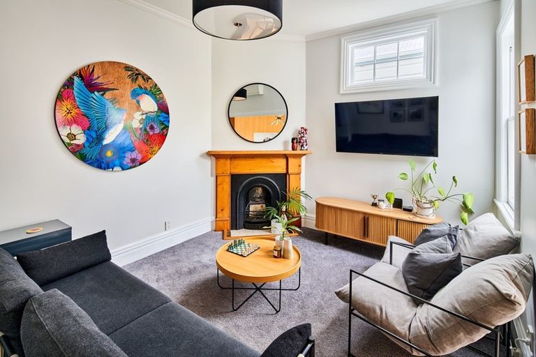 Photo of property in 5 Minerva Street, Newtown, Wellington, 6021