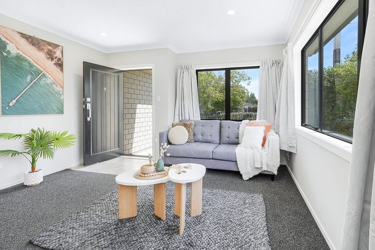 Photo of property in 2/5 Mahana Road, Saint Andrews, Hamilton, 3200