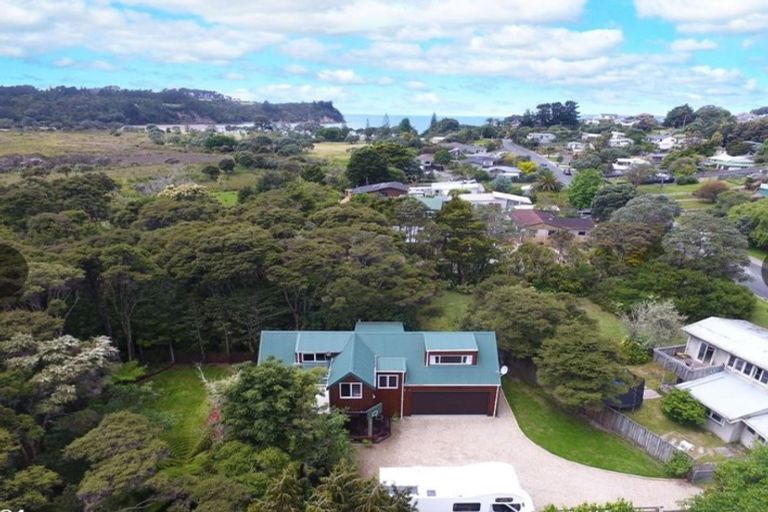 Photo of property in 21b Otanerua Road, Hatfields Beach, Orewa, 0931