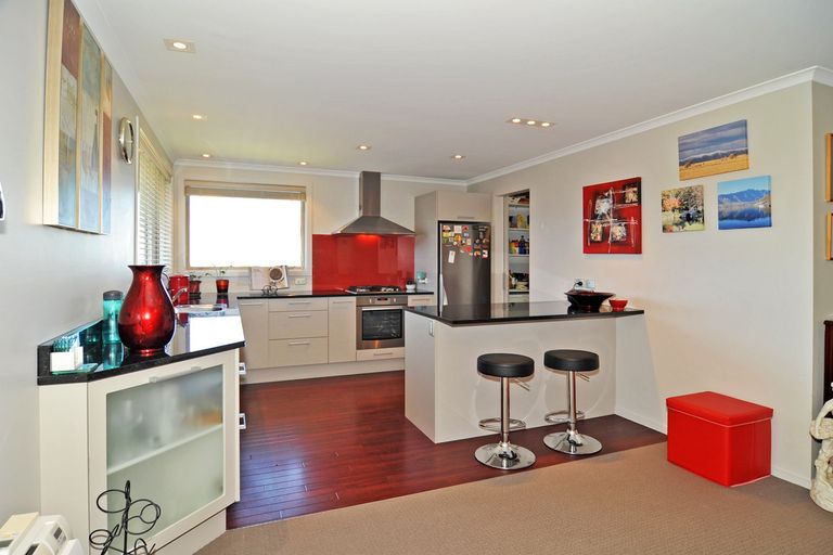 Photo of property in 8 Kohu Place, Halfway Bush, Dunedin, 9010