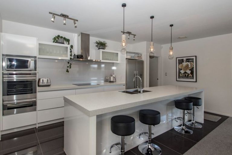 Photo of property in 7 Kapiti Drive, Poraiti, Napier, 4112